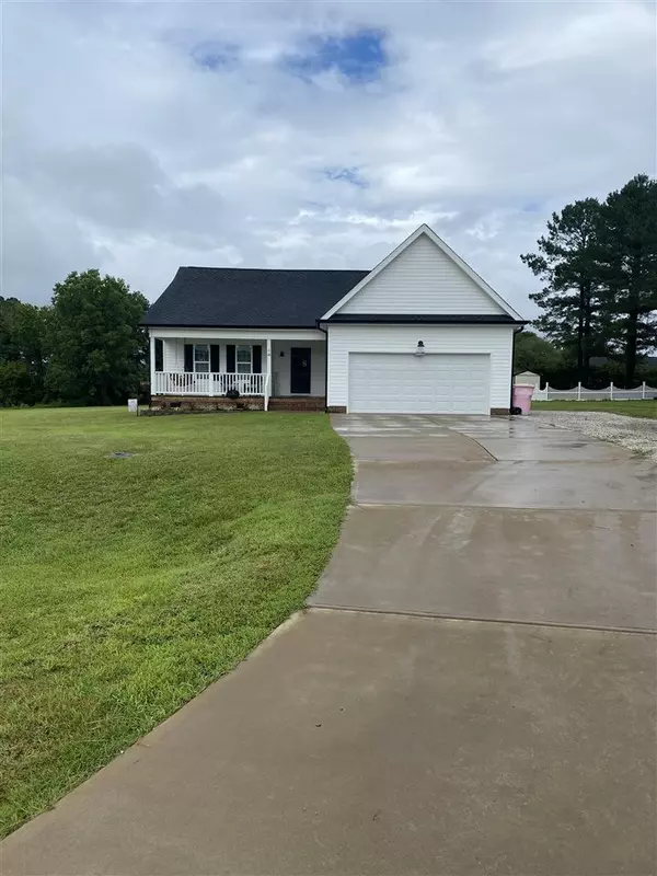 48 John White Road, Coats, NC 27521