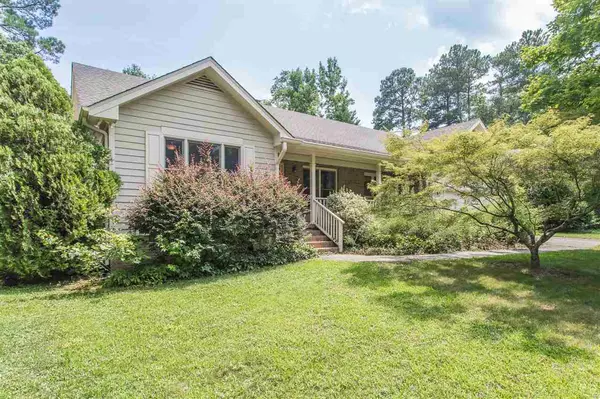 6605 Glen Forrest Drive, Chapel Hill, NC 27517