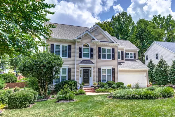 206 Arlington Ridge Drive, Cary, NC 27513