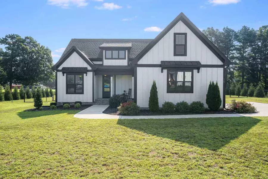 15 Willow Bend Drive, Youngsville, NC 27596
