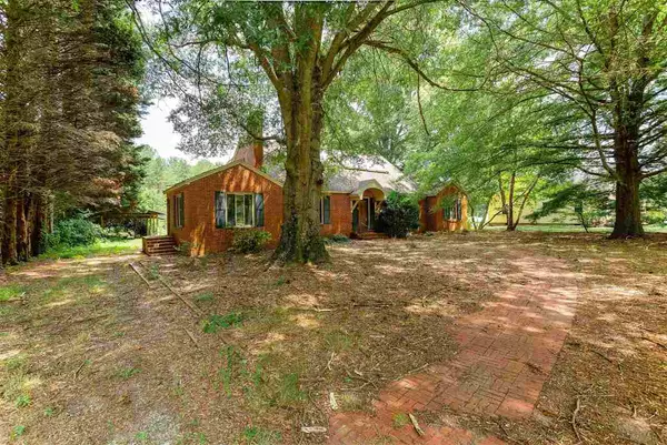 4897 N NC 57 Highway, Semora, NC 27343