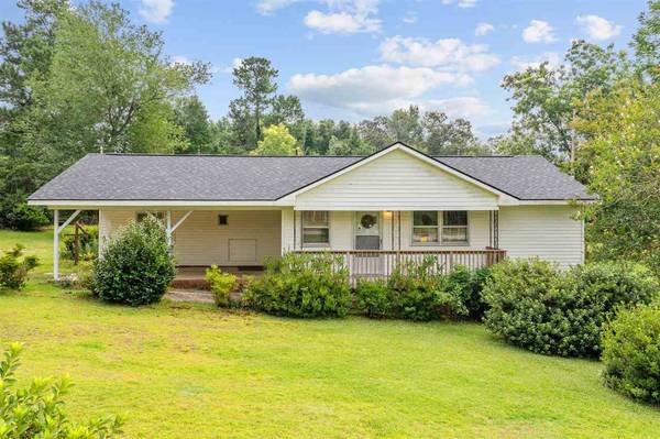 8007 Overhills Road, Spring Lake, NC 28390