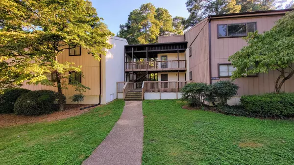 538 Pine Ridge Place #538, Raleigh, NC 27609