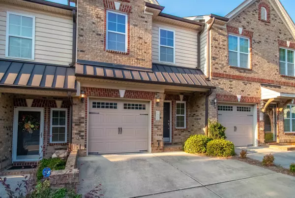 5008 Wyngate Village Drive, Winston Salem, NC 27103