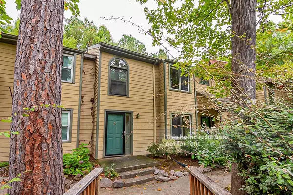 303 Broad Leaf Circle #303, Raleigh, NC 27613