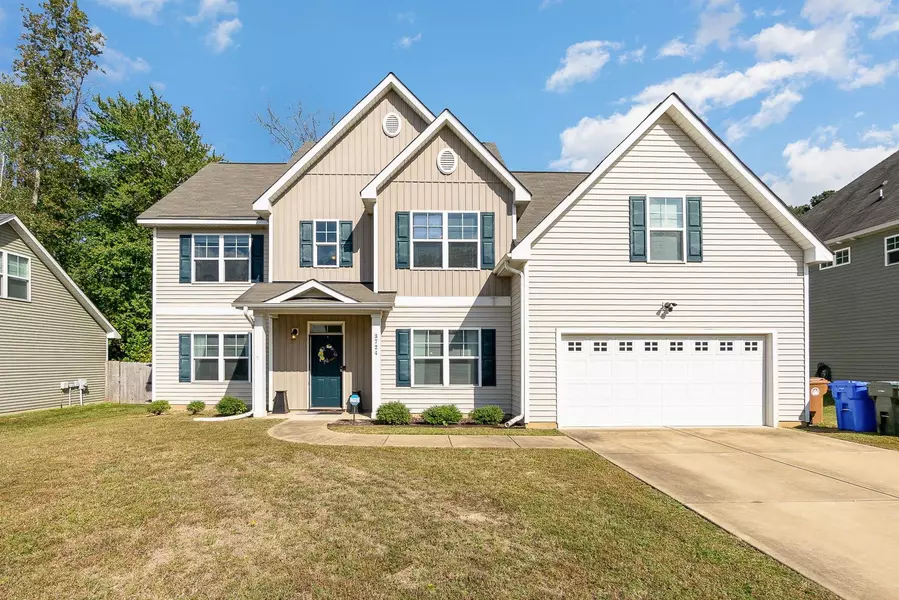 3724 Badin Lake Lane, Fayetteville, NC 28314