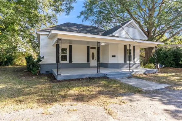 Dunn, NC 28334,703 Pearsall Street