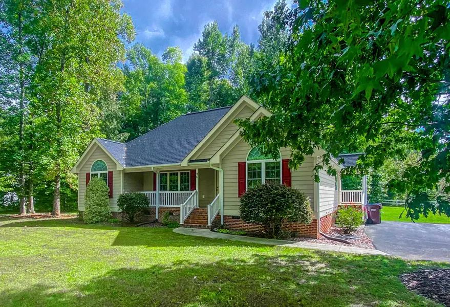 96 Red Berry Holly Lane, Hurdle Mills, NC 27541