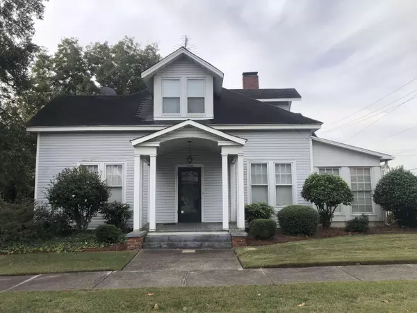 400 E Church Street, Benson, NC 27504