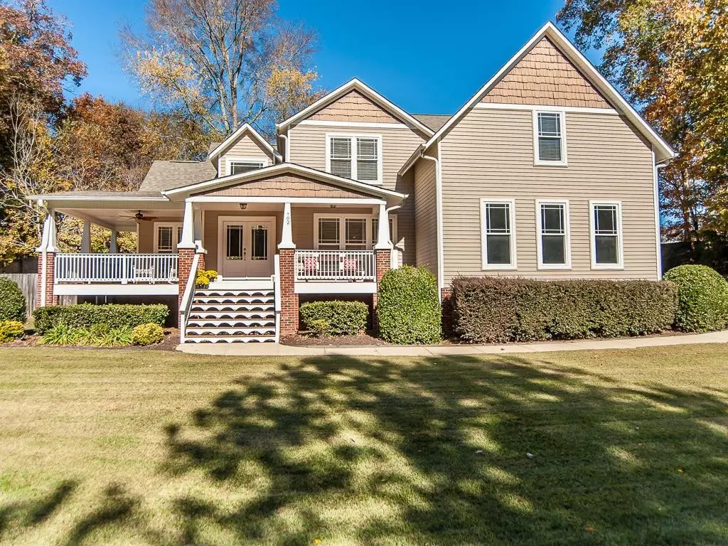 Fuquay Varina, NC 27526,702 Ruth Circle