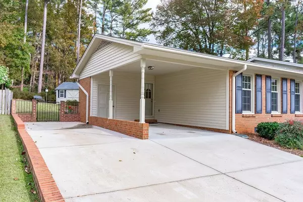 Cary, NC 27511,802 Pineland Drive