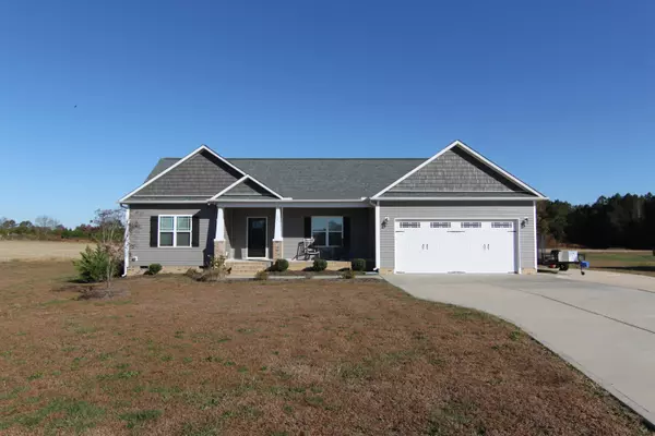 32 Cam Circle, Kenly, NC 27542