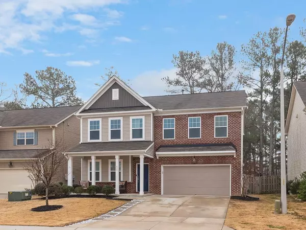 639 Lavenham Lane, Fuquay Varina, NC 27526