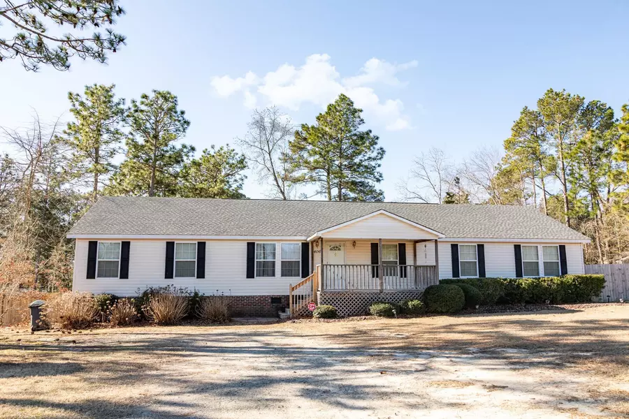 406 McNeill Road, Southern Pines, NC 28387