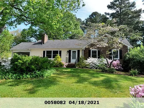 4908 Stonehill Drive, Raleigh, NC 27609