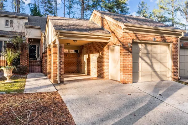 7 Innisfree Drive,  Durham,  NC 27707