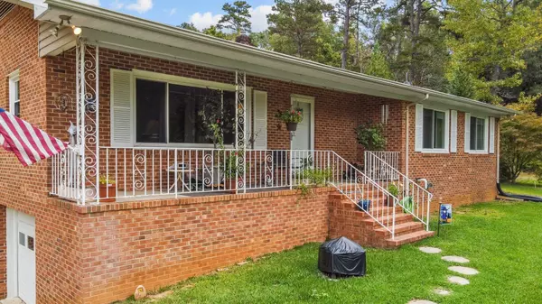 7119 Old Oxford Road, Bahama, NC 27503