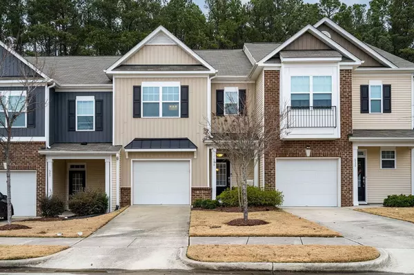 509 Panorama View Loop, Cary, NC 27519