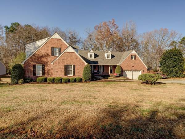 317 Lake Ridge Drive, Buffalo Junction, VA 24529