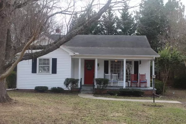 116 E Franklin Street, Youngsville, NC 27597