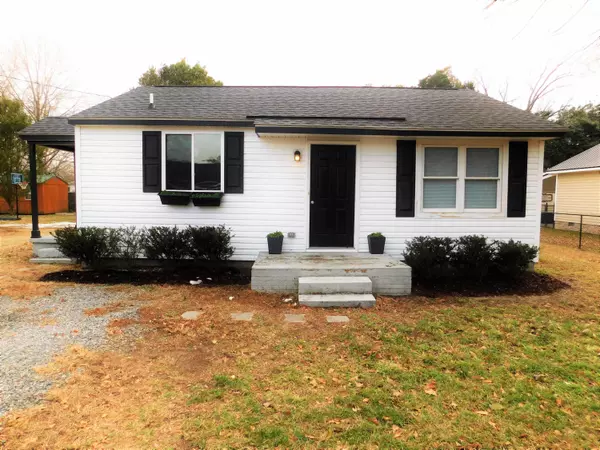 93 W Hamer Street, Coats, NC 27521