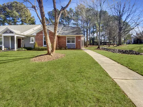 301 Huntington Park Drive, Morrisville, NC 27560