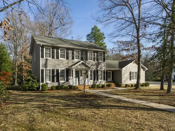 401 Fieldstone Drive, Burlington, NC 27215