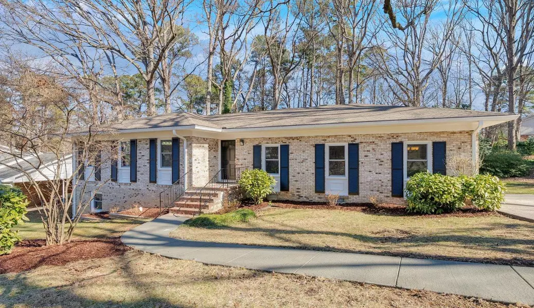 5504 Knollwood Road, Raleigh, NC 27609