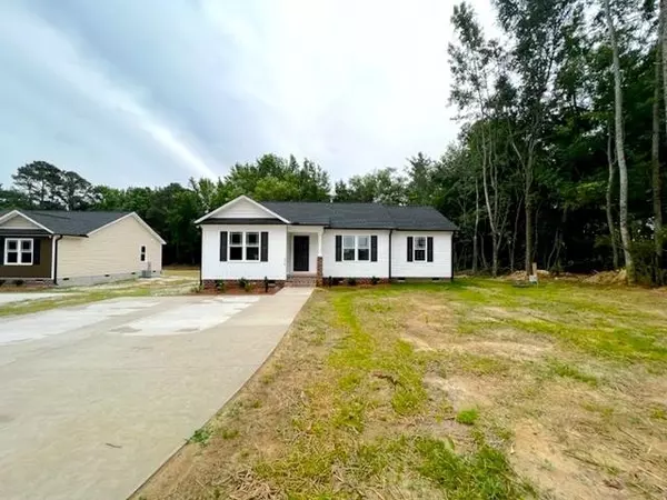 676 Bear Road, Benson, NC 27504