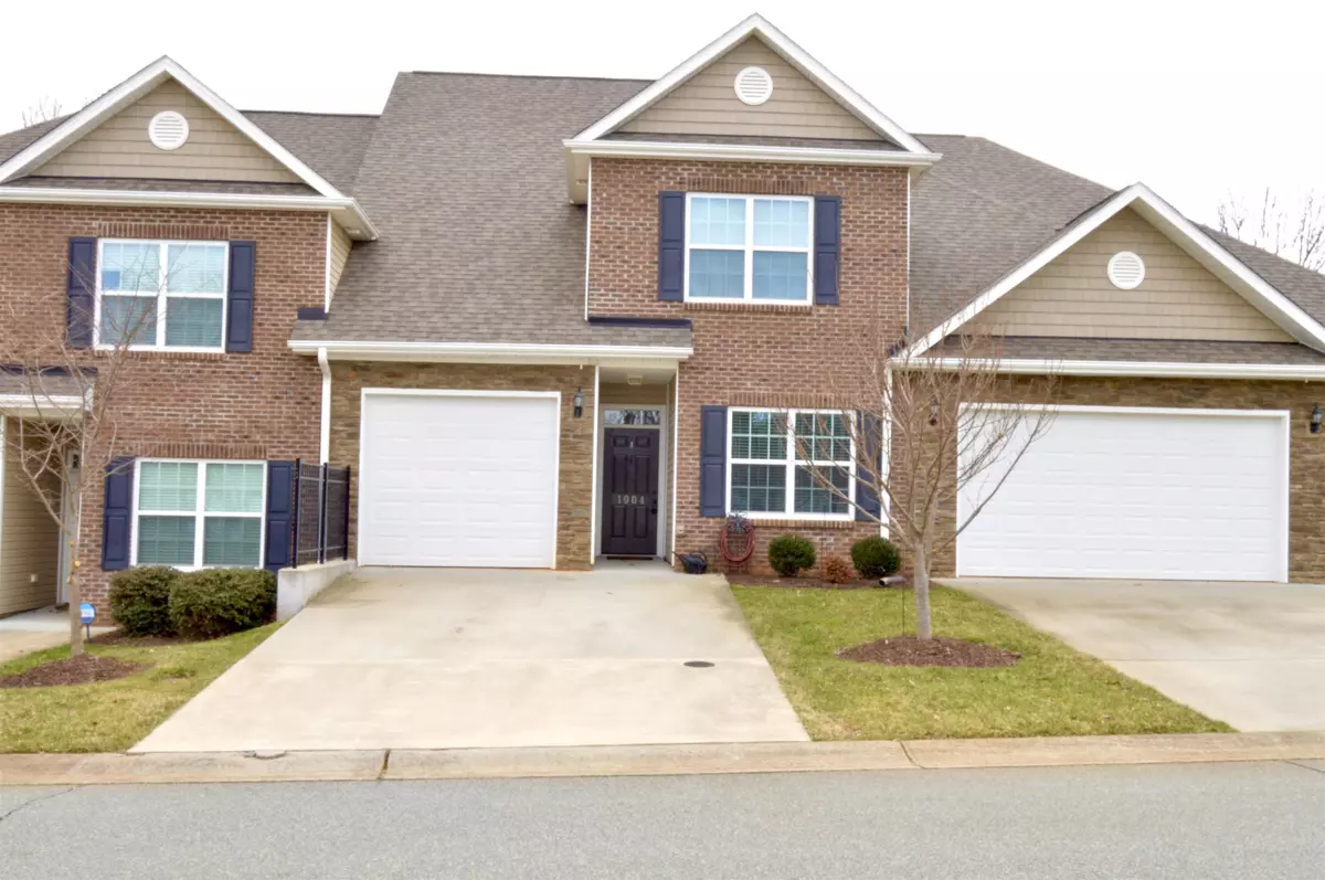 Mebane, NC 27302,1004 Lake Michael Way