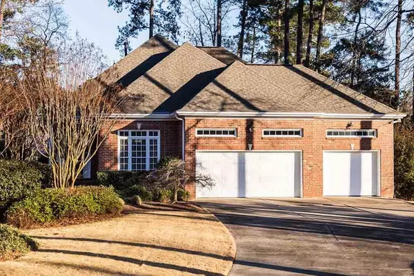 812 Crabtree Crossing Parkway, Cary, NC 27513