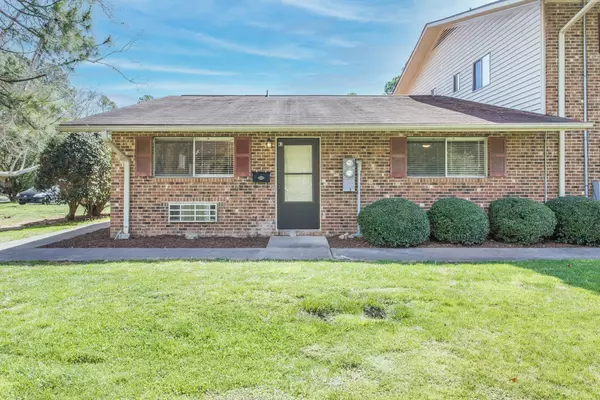 130 S Estes Drive #K3, Chapel Hill, NC 27514