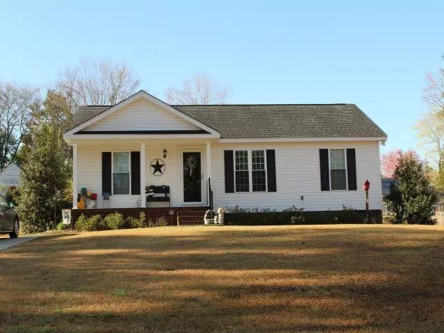 509 W Killiegrey Street, Lillington, NC 27546
