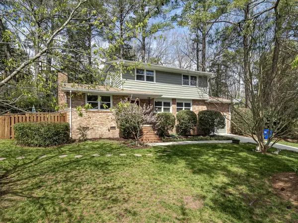 408 Longleaf Drive, Chapel Hill, NC 27517