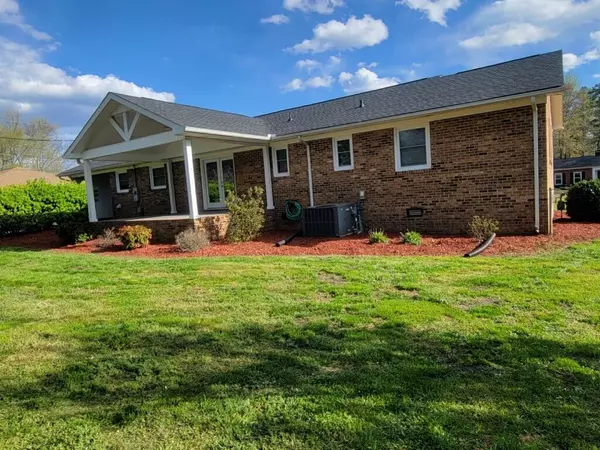 Siler City, NC 27344,1004 Parkwood Drive