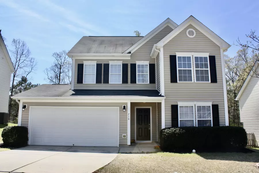 716 Pyracantha Drive, Holly Springs, NC 27540