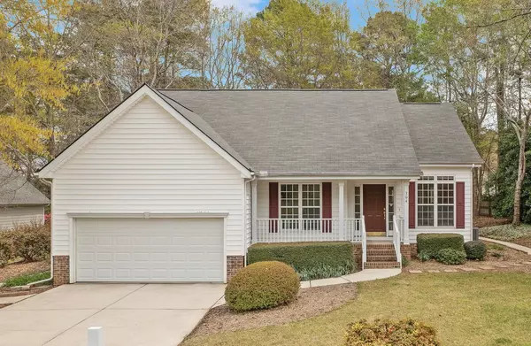 304 Hidden Cellars Drive, Holly Springs, NC 27540