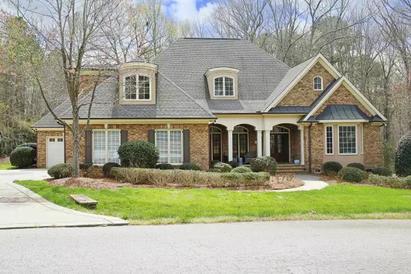 4909 Oakwealth Drive, Fuquay Varina, NC 27526