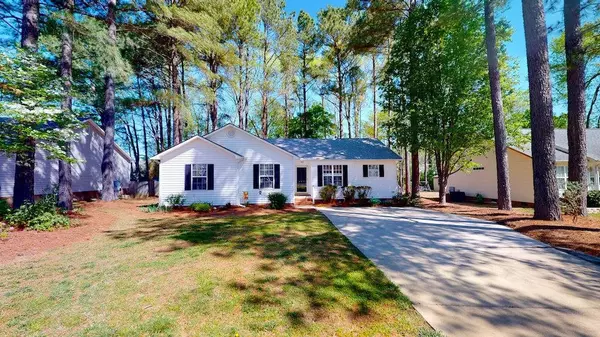 221 Breezewood Lane, Clayton, NC 27530