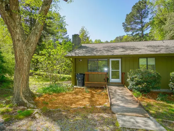 355 Cedar Lake Road #A, Chapel Hill, NC 27517