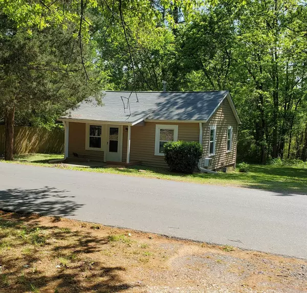 114 Hill Street, Hillsborough, NC 27278