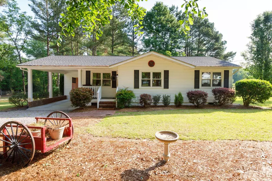 152 Wooster Street, Southern Pines, NC 28387