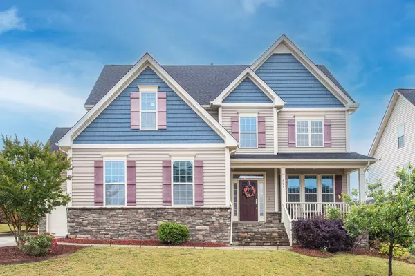 704 Crimson Oak Lane, Fuquay Varina, NC 27526