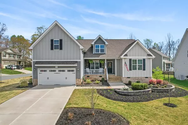 706 Mount Ranier Drive, Mebane, NC 27302