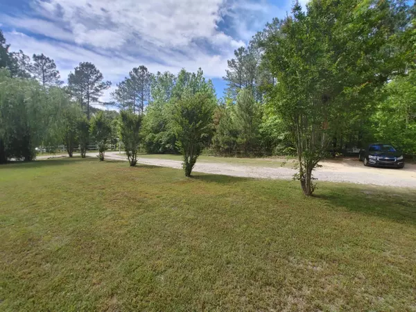 Henderson, NC 27537,371 Joshua Lane