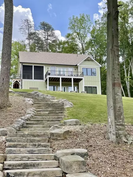 675 Deer Meadow Road, Leasburg, NC 27291