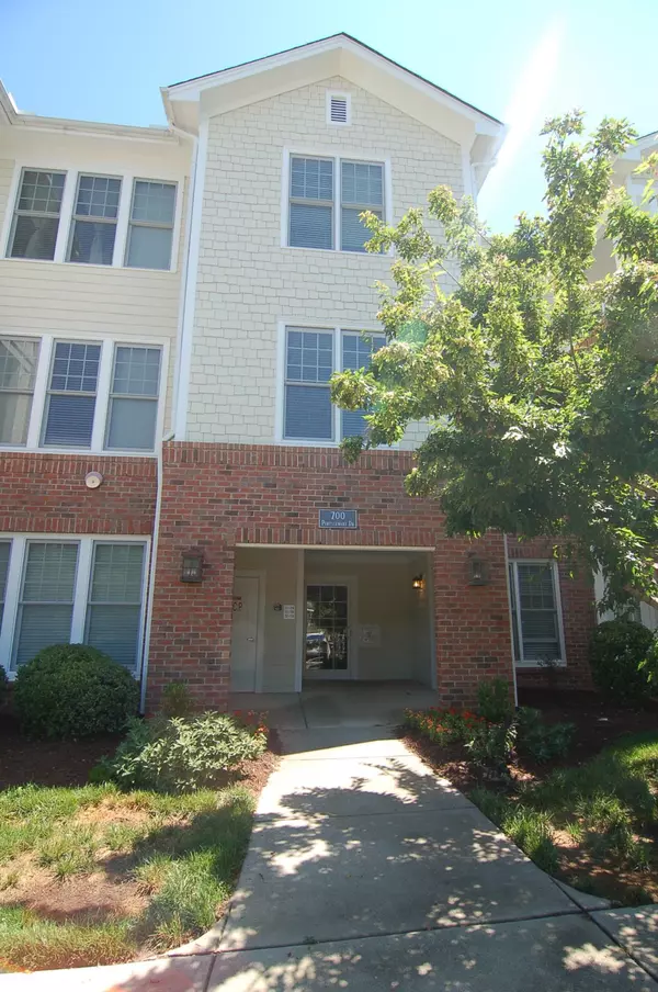 724 Portstewart Drive #724, Cary, NC 27519