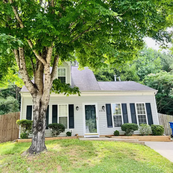 2216 Springhill Avenue, Raleigh, NC 27603