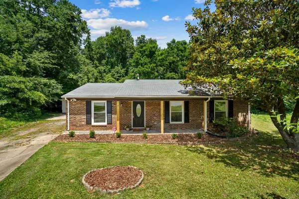 7 Godwin Court, Greensboro, NC 27405