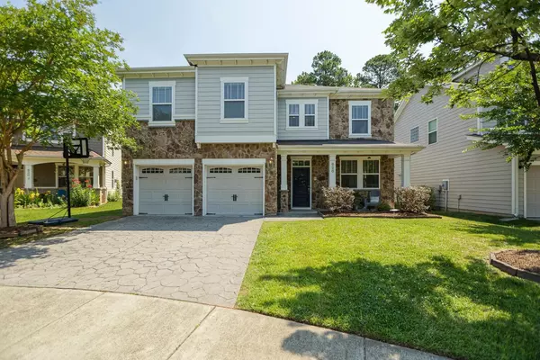 628 Piper Stream Circle, Cary, NC 27519